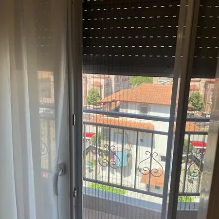 Lux 23 *
